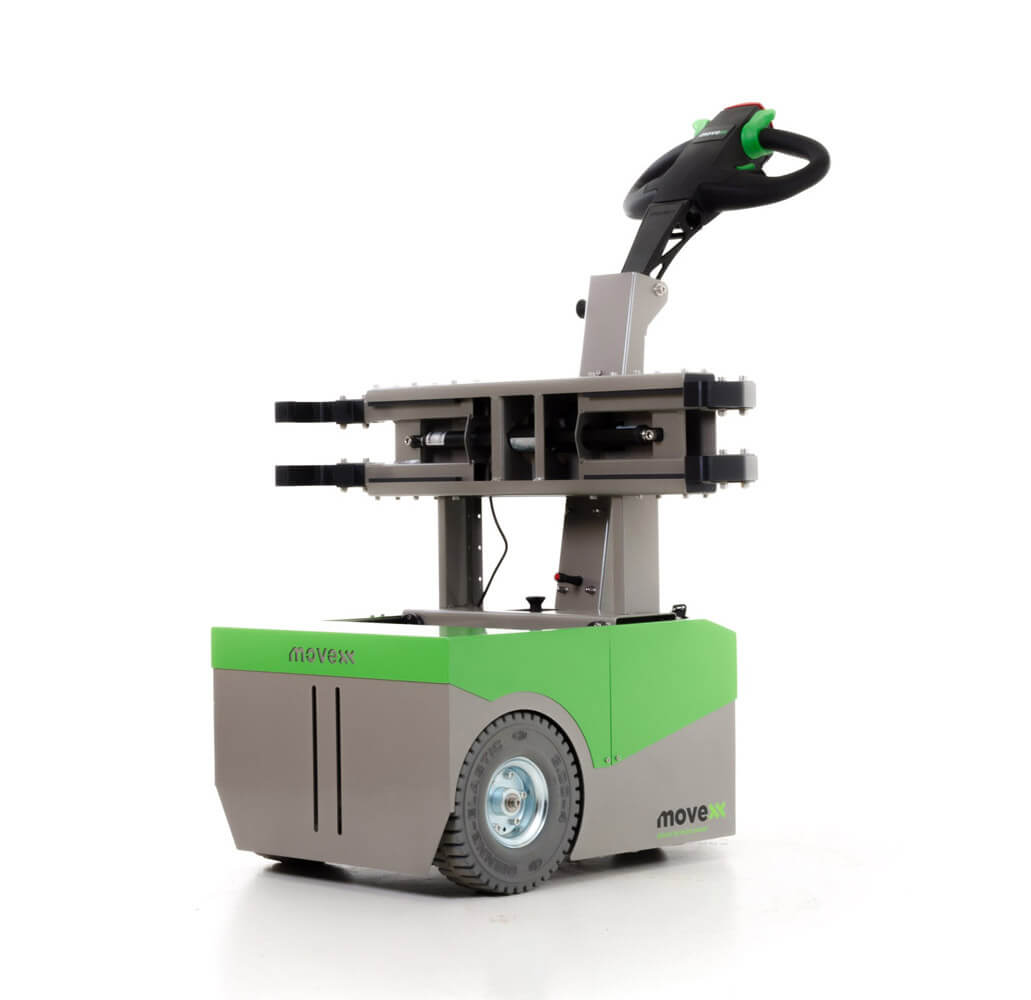 bm500r-ffc_bed_mover_rucne_vedeny_elektricky_tahac_pro_nemocnicni_luzka_movexx_jk_logistika_detail ručně vedený elektrický tahač movexx tt500-s-hh pro manipulaci nemocničních postelí