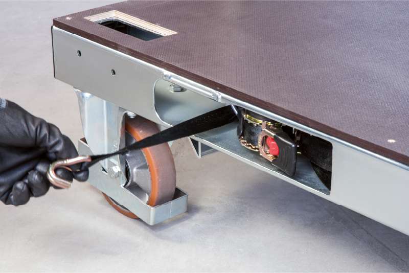 navíjecí bezpečnostní páska, plošinový paletový vozík pallet size dolly od k.hartwall